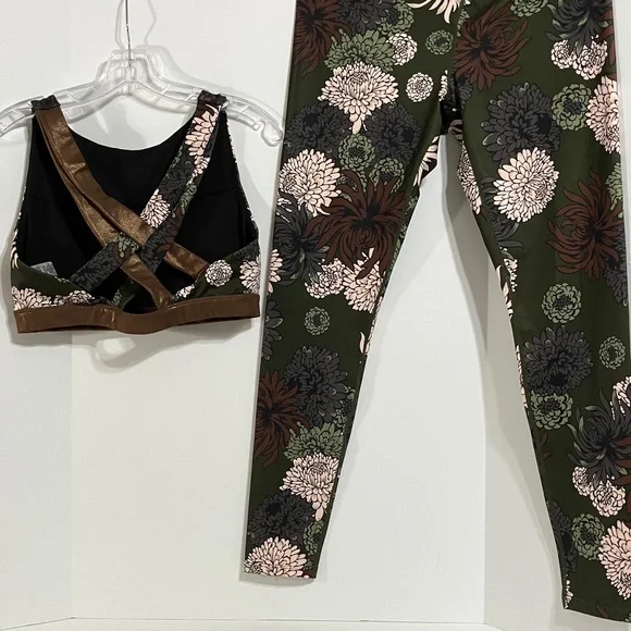 JoyLab Olive and Brown and White Floral Activewear Two Piece Set. Size XL. - Picture 2 of 8